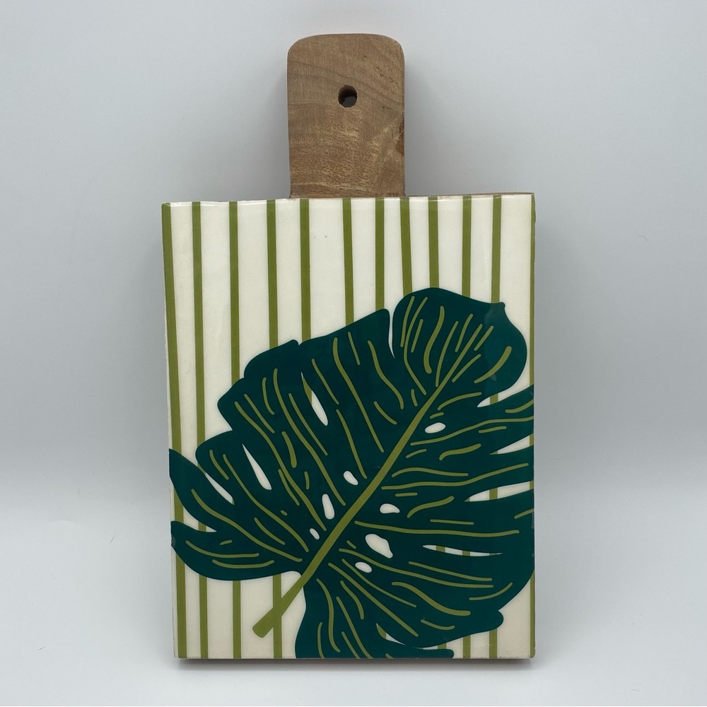 Coton Colors Palm Leaf Serving Tray Small Mango Wood 10 Inches Green Gift Flaws